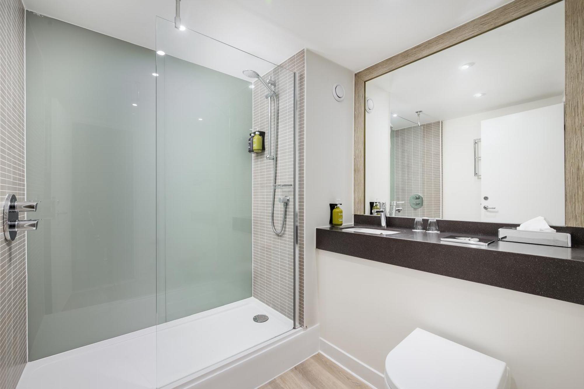 Holiday Inn Northampton By Ihg Εξωτερικό φωτογραφία