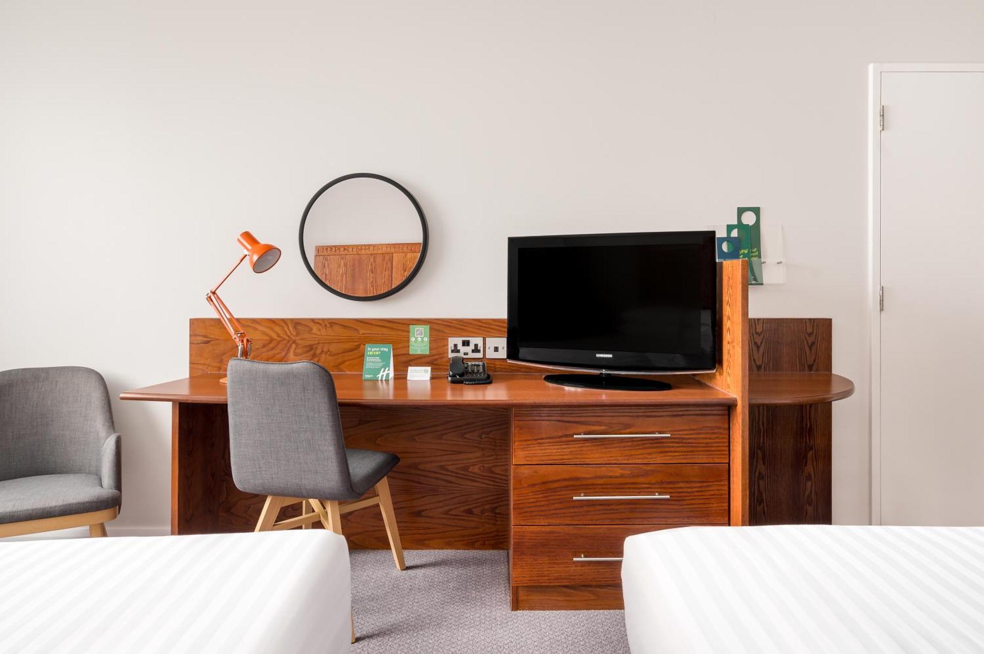 Holiday Inn Northampton By Ihg Εξωτερικό φωτογραφία