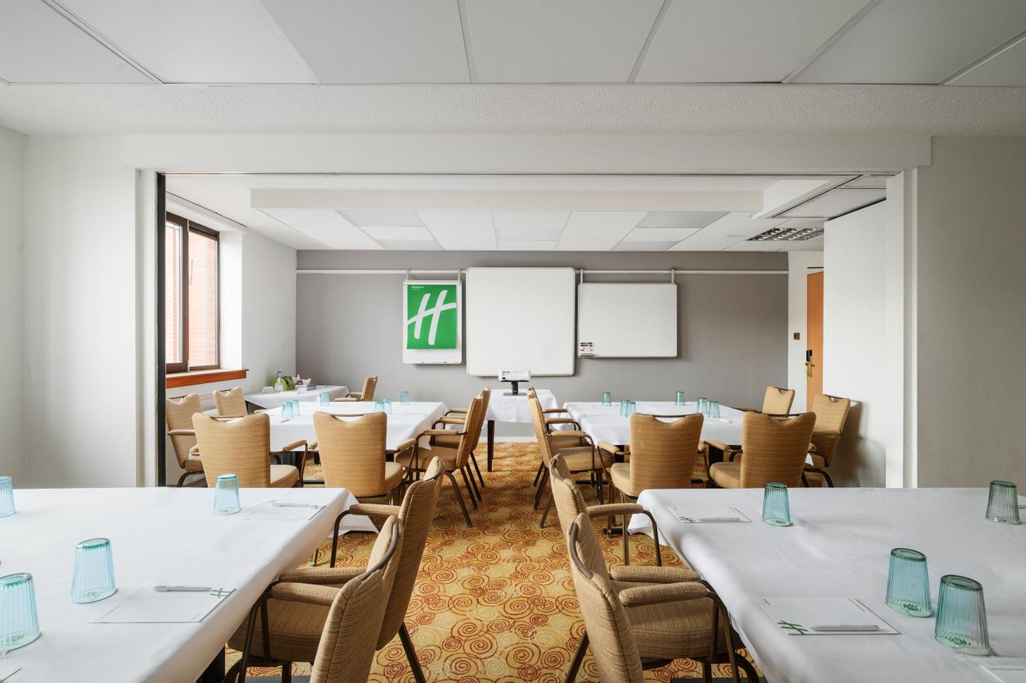 Holiday Inn Northampton By Ihg Εξωτερικό φωτογραφία