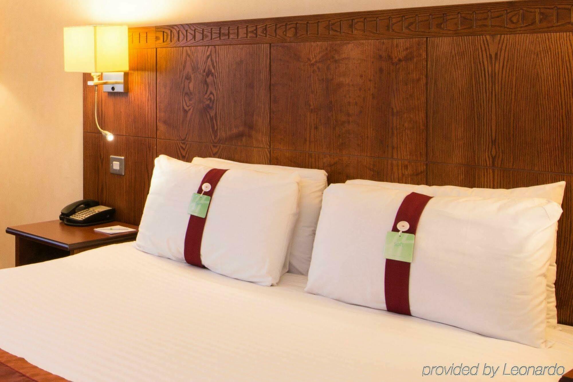 Holiday Inn Northampton By Ihg Εξωτερικό φωτογραφία