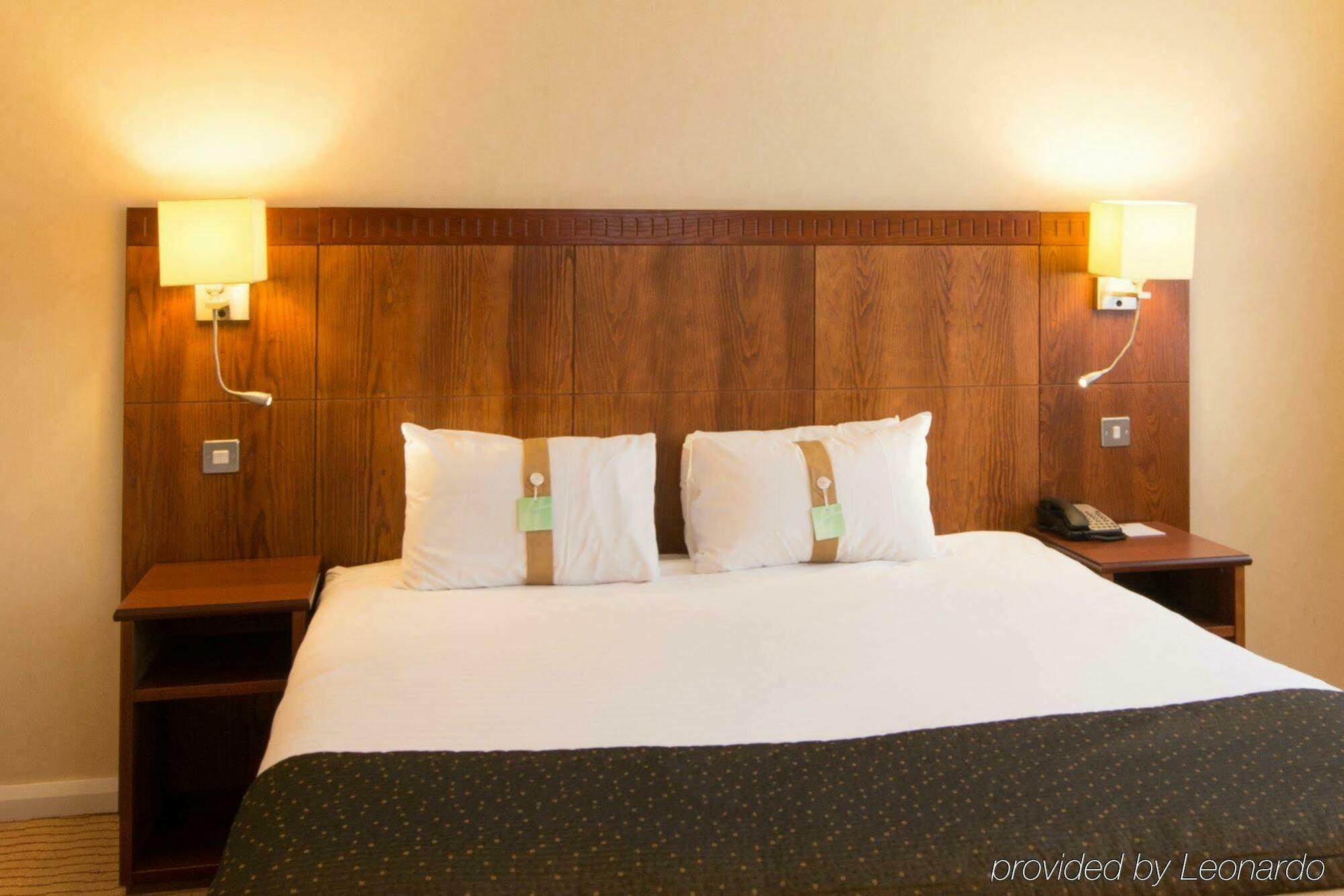 Holiday Inn Northampton By Ihg Εξωτερικό φωτογραφία